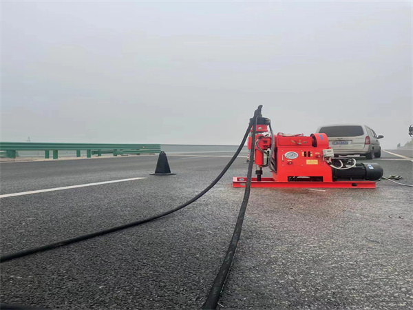 抚州马路路基路面开裂下沉注浆加固灌浆